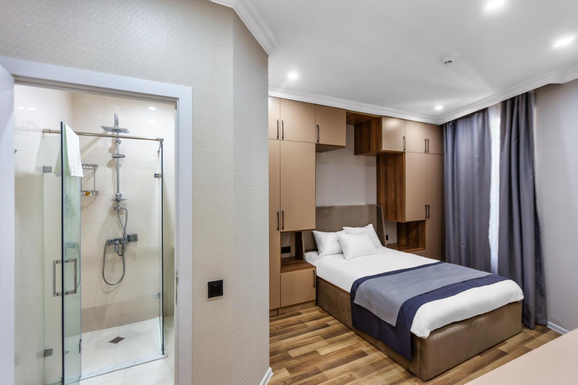 Hillside City Center Hotel Bakoe Buitenkant foto