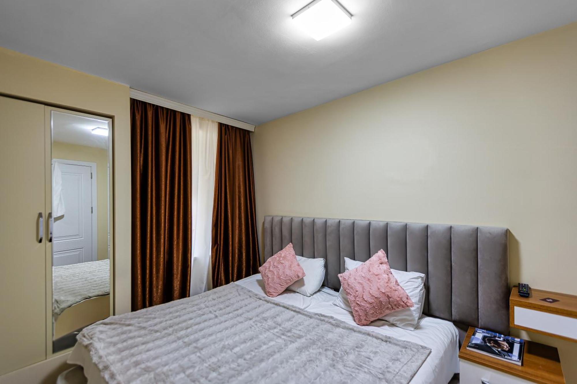 Hillside City Center Hotel Bakoe Buitenkant foto